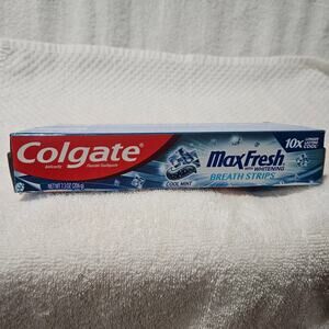 Colgate MaxFresh Whitening Toothpaste Cool Mint 7.3 oz – Lot of 2